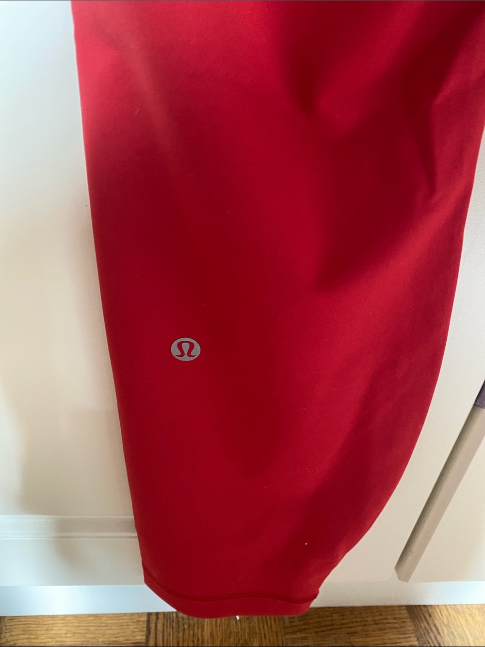 lululemon athletica Bright Red Cropped Leggings - Picture 4 of 5